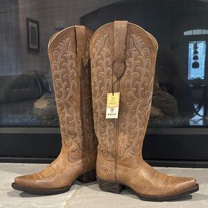 Ariat Tallahassee Stretch Fit Brown Bomber leather embroidered 16” shaft,snip to